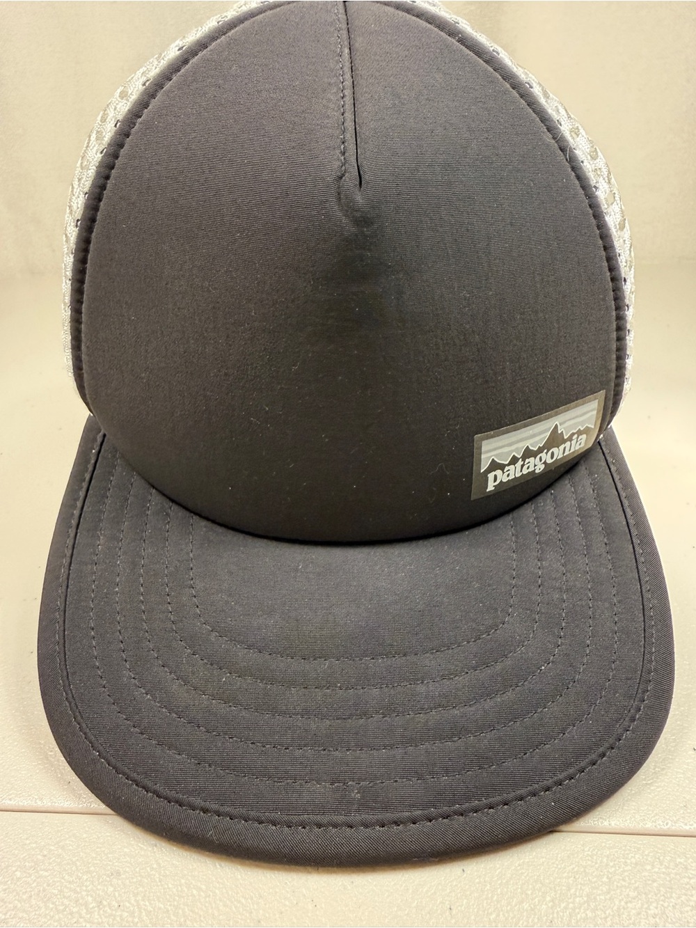 Patagonia Duckbill Trucker Hat Running Cap Black White Mesh Trail Ultralight